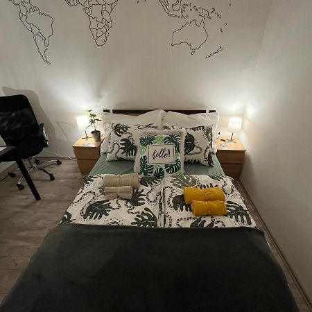 Garibaldik Apartman Apartment Budapest Bagian luar foto