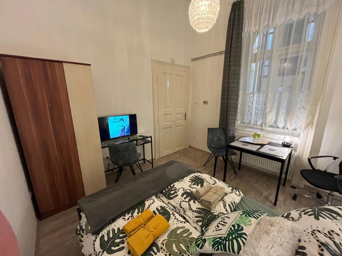 Garibaldik Apartman Budapest Bagian luar foto