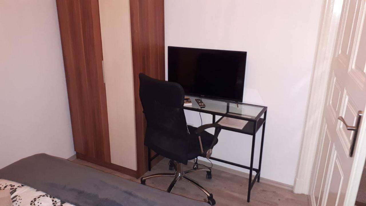 Garibaldik Apartman Apartment Budapest Bagian luar foto